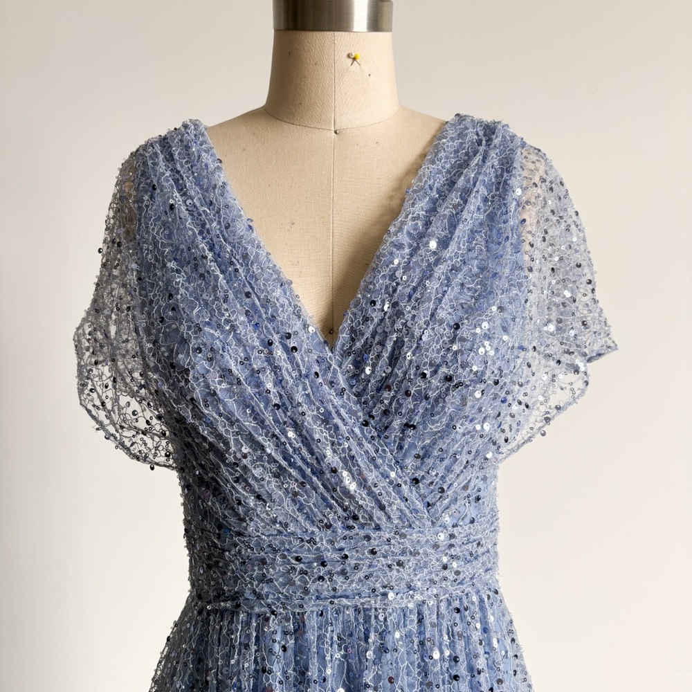 $995 NWOT Theia “Sabine” Beaded and Sequined Maxi Dress in Slate Sz 4 - Picture 6 of 11